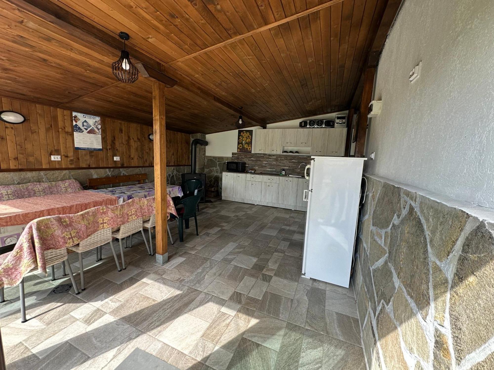 Velkovski Guest House Hisarya Extérieur photo